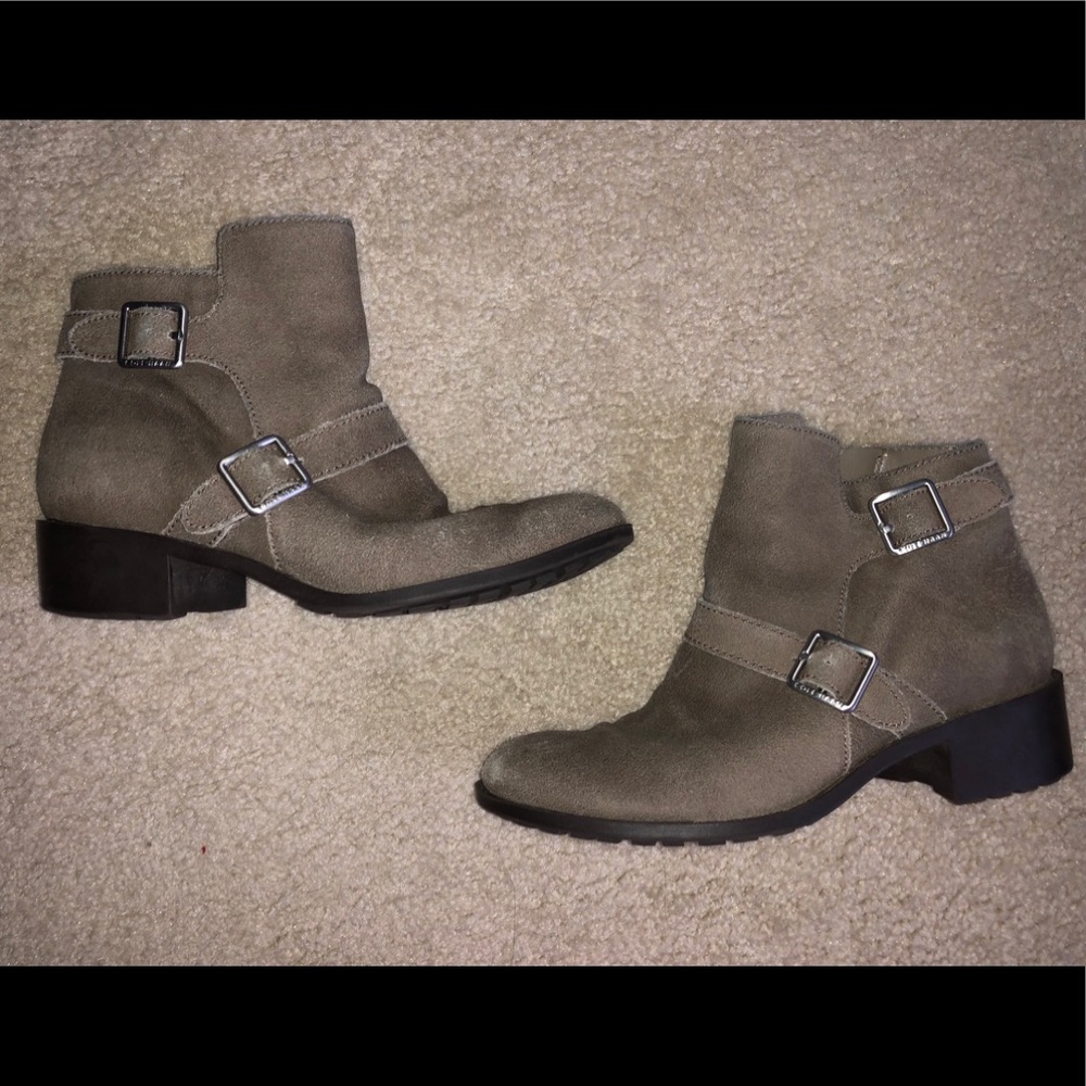 ⭐️Cole Haan Taupe Booties